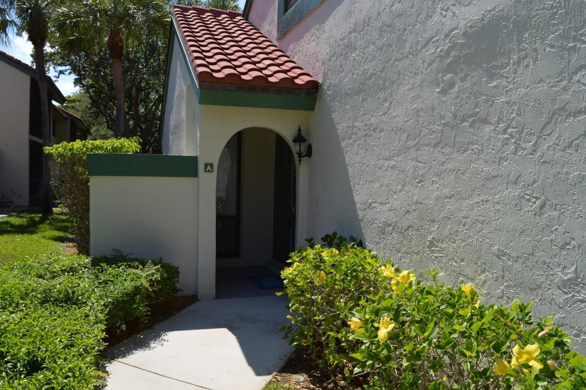 2 Lexington Lane E, Palm Beach Gardens, FL 33418