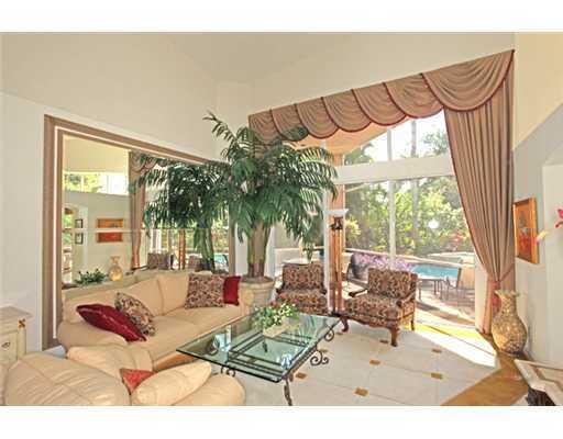 334 Sunset Bay Lane, Palm Beach Gardens, FL 33418