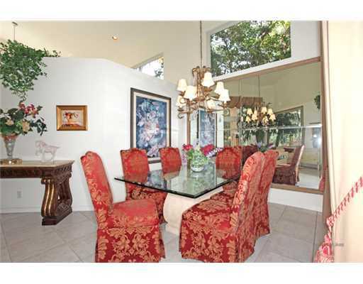 334 Sunset Bay Lane, Palm Beach Gardens, FL 33418