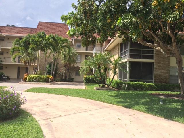 5500 Tamberlane Circle, Palm Beach Gardens, FL 33418