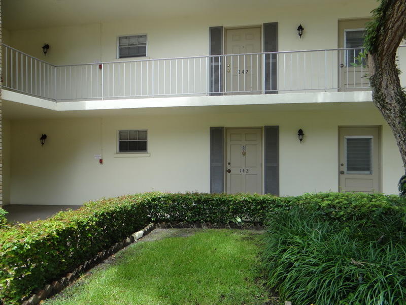 5510 Tamberlane Circle, Palm Beach Gardens, FL 33418