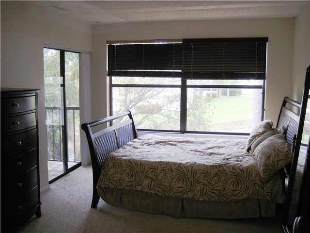 6928 Briarlake Circle, Palm Beach Gardens, FL 33418