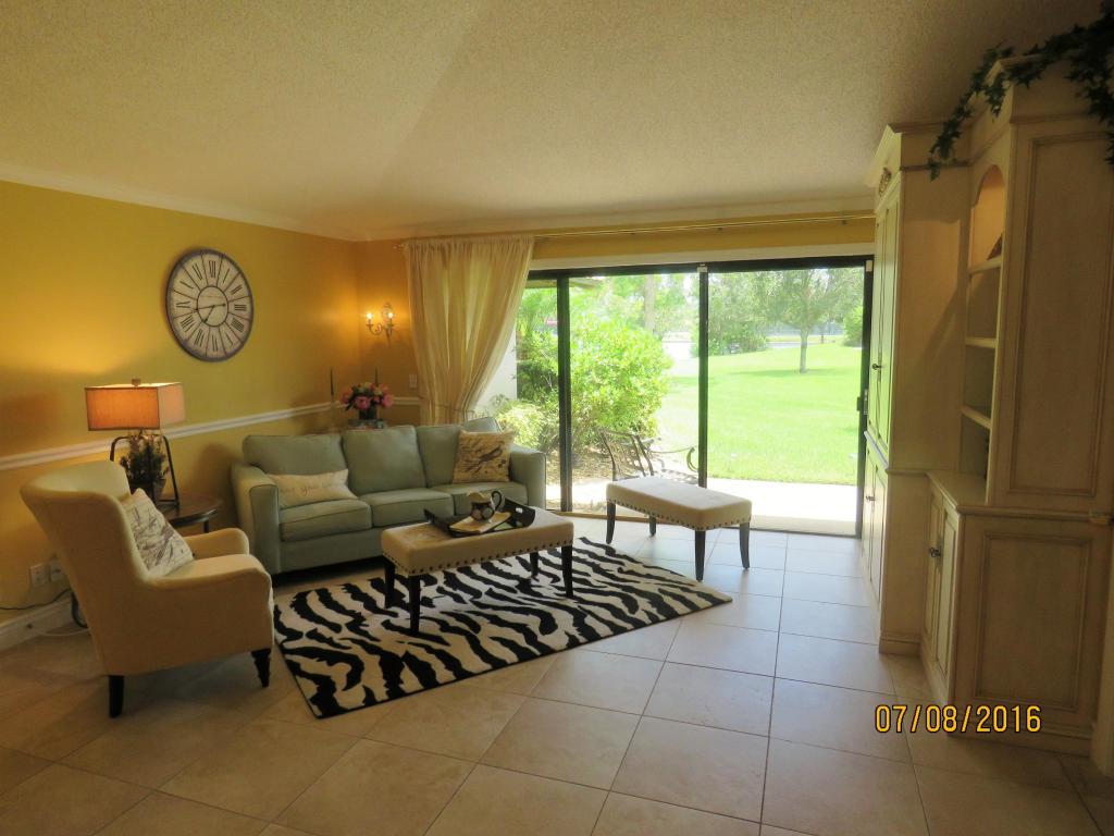 119 Club Drive, Palm Beach Gardens, FL 33418