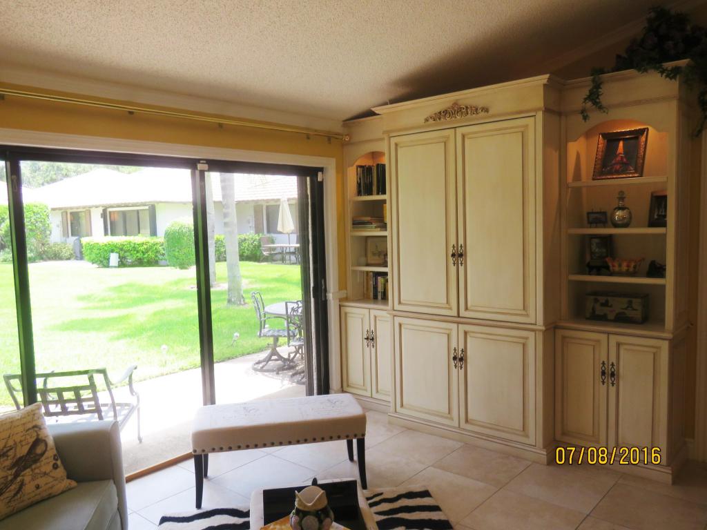 119 Club Drive, Palm Beach Gardens, FL 33418
