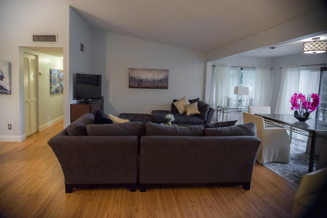 1102 Duncan Circle, Palm Beach Gardens, FL 33418