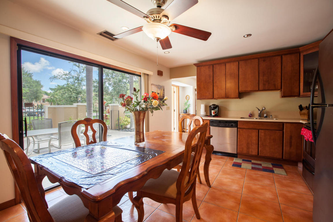 363 Prestwick Circle, Palm Beach Gardens, FL 33418