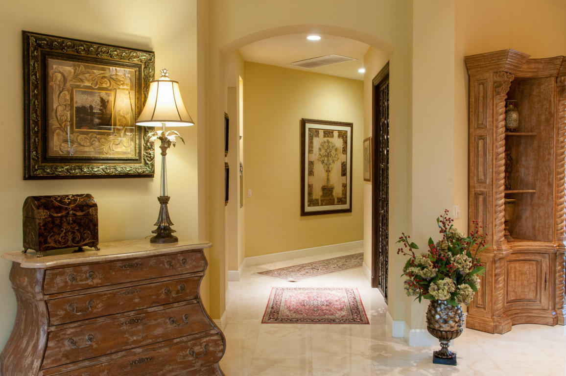 213 Grand Pointe Drive, Palm Beach Gardens, FL 33418
