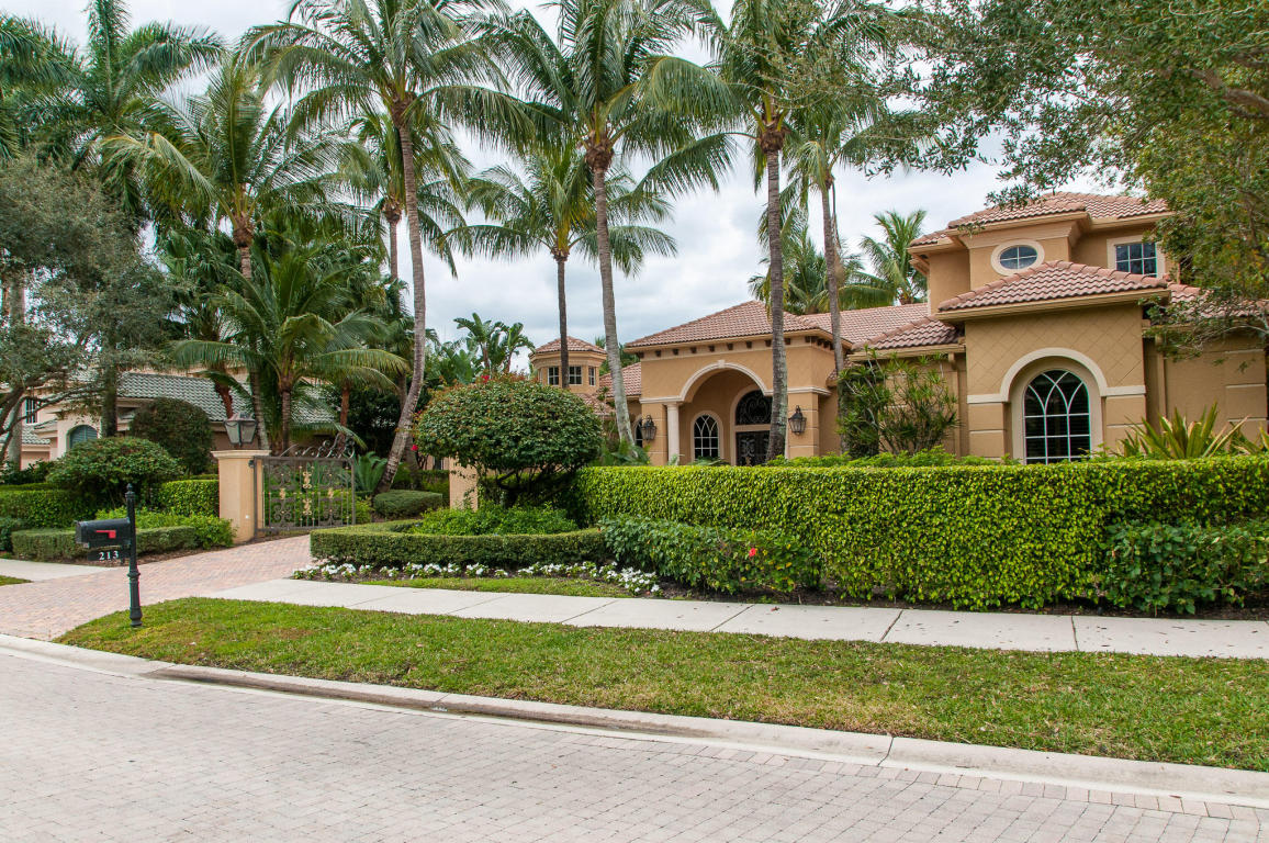 213 Grand Pointe Drive, Palm Beach Gardens, FL 33418