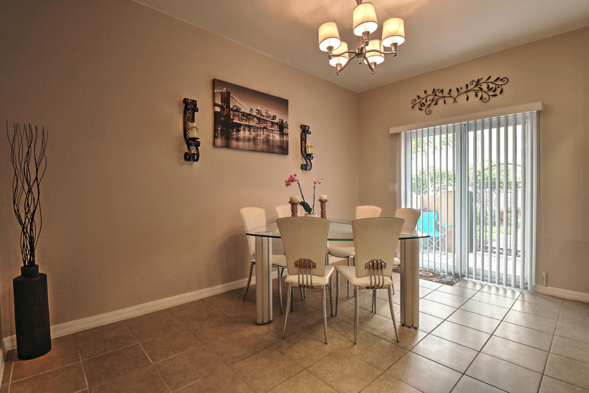 350 Lake Monterey Circle, Boynton Beach, FL 33426