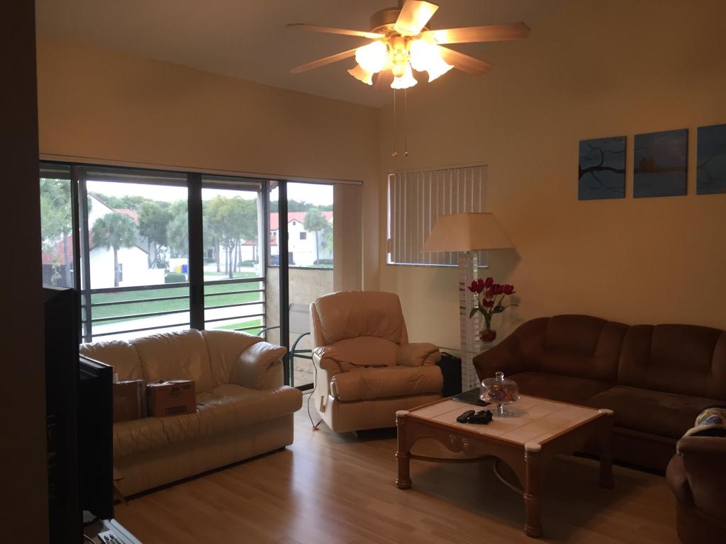 18 Via De Casas Sur, Boynton Beach, FL 33426