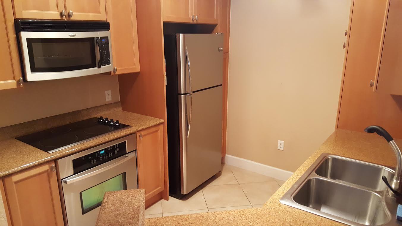 4 Renaissance Way, Boynton Beach, FL 33426