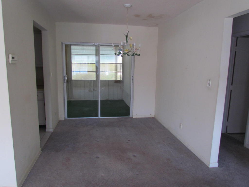 120 SW 10th Court, Boynton Beach, FL 33426