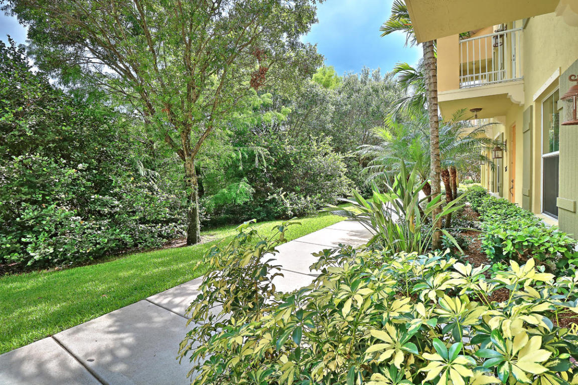 1269 Via Panzani, Boynton Beach, FL 33426