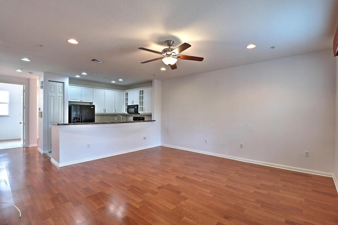 1269 Via Panzani, Boynton Beach, FL 33426