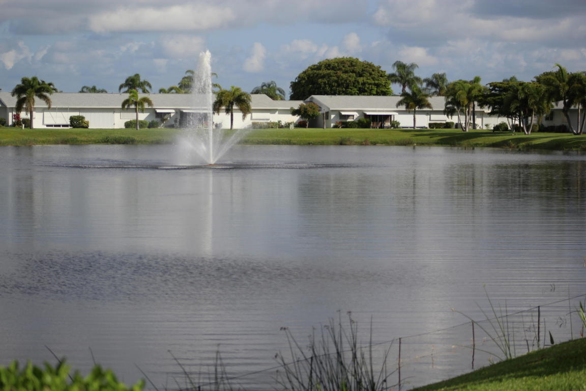 721 SW Lake Court, Boynton Beach, FL 33426