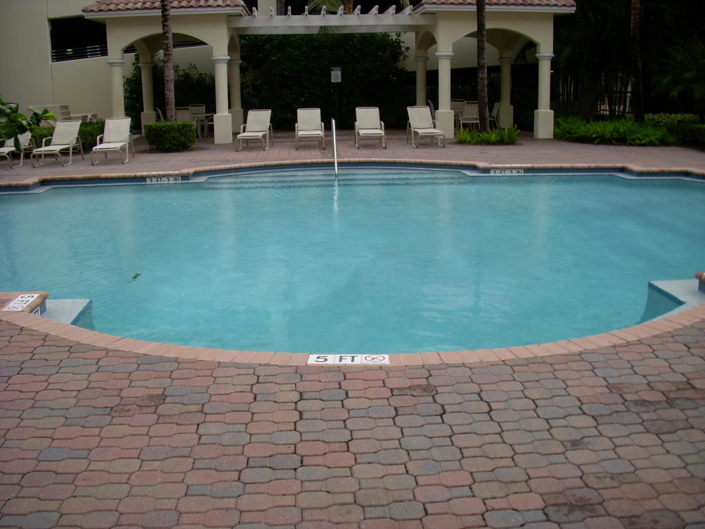 2410 Renaissance Way, Boynton Beach, FL 33426