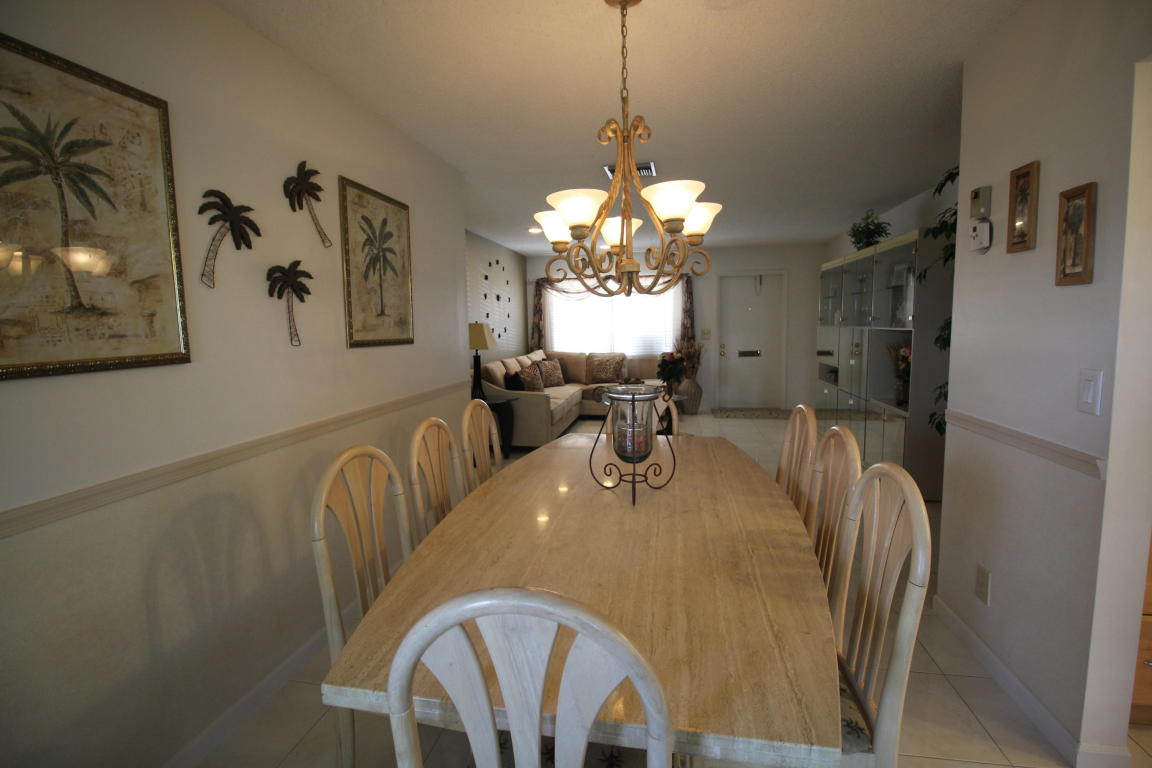 715 SW 18th Street, Boynton Beach, FL 33426