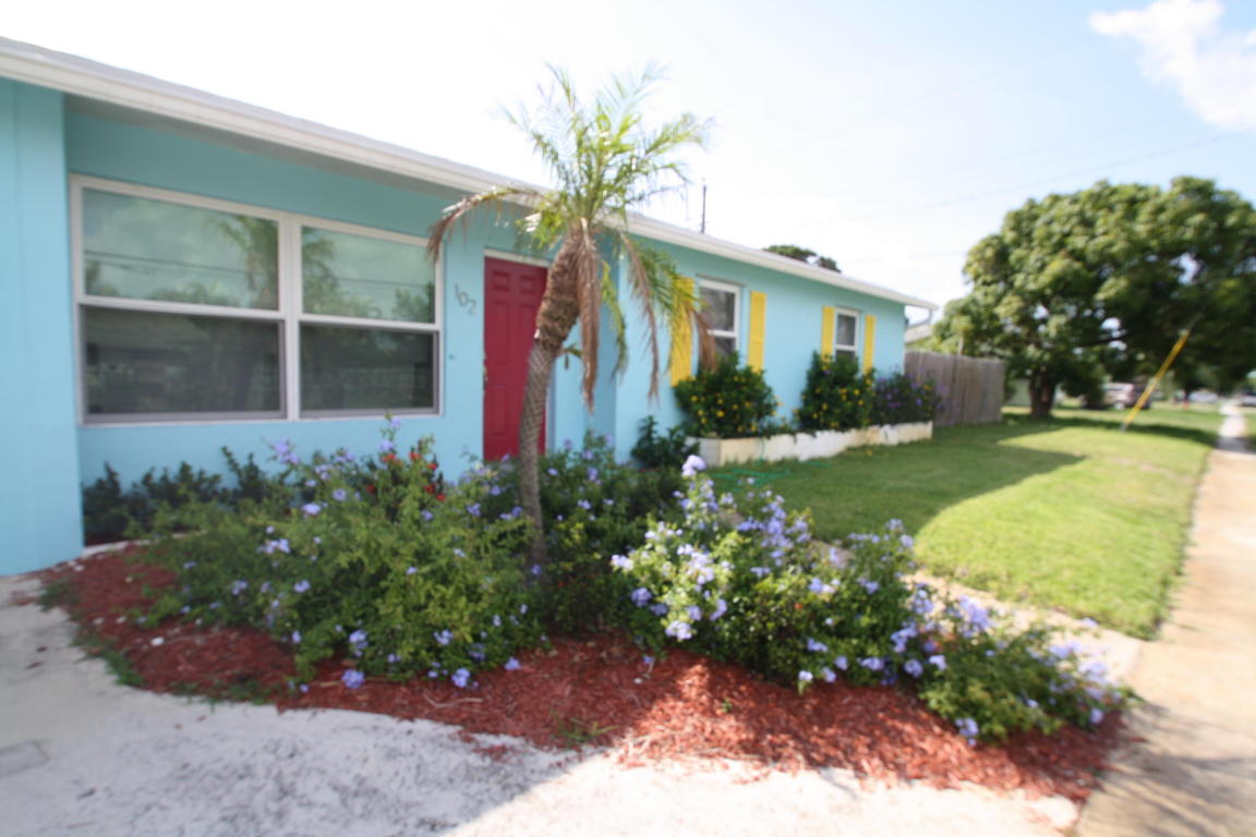 102 SW 7th Street, Boynton Beach, FL 33426