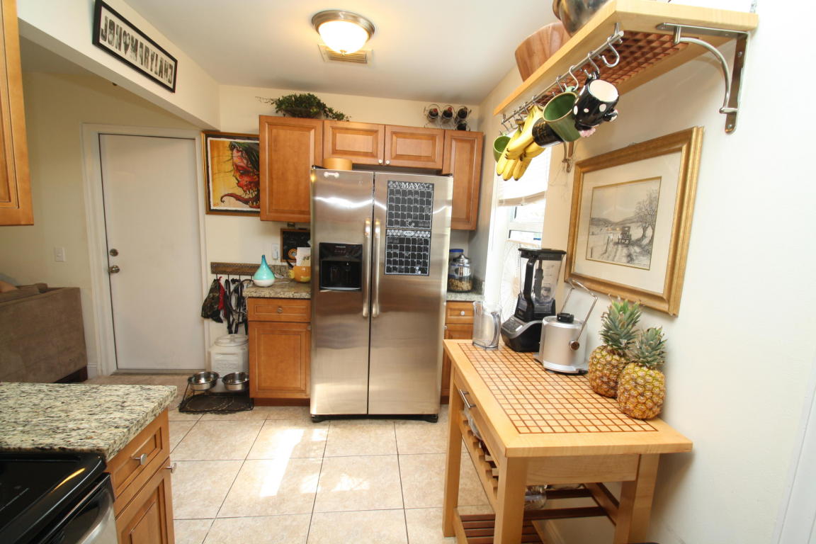 102 SW 7th Street, Boynton Beach, FL 33426