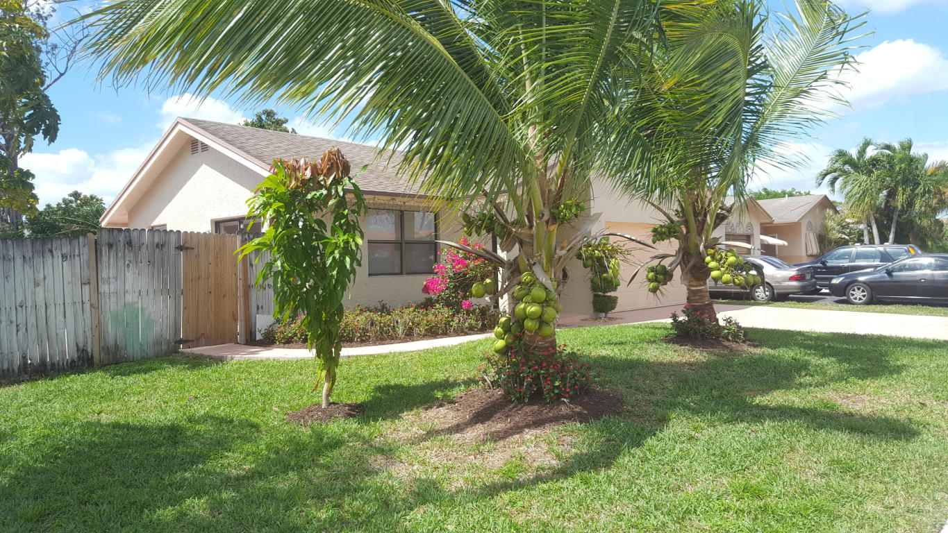 22761 SW 64th Way, Boca Raton, FL 33428