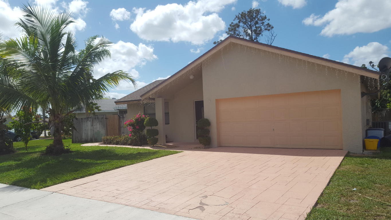 22761 SW 64th Way, Boca Raton, FL 33428