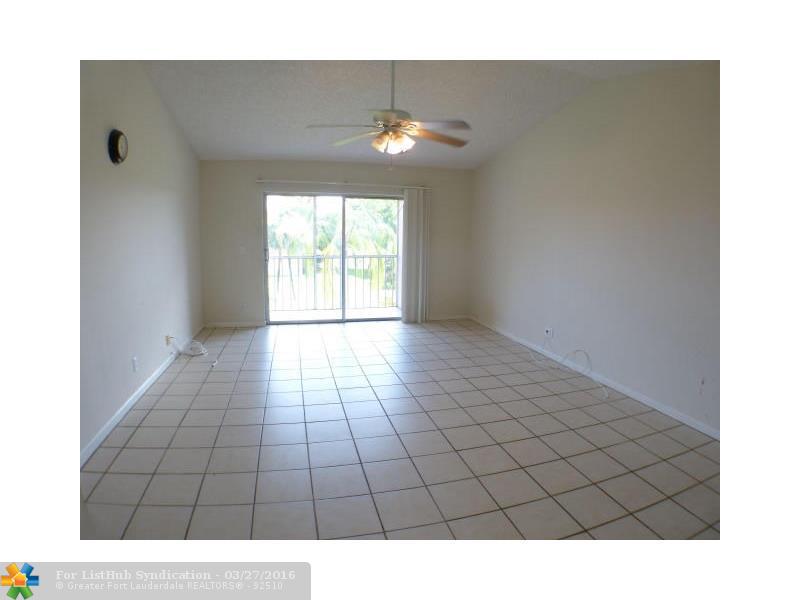 9911 Three Lakes Cir 9911, Boca Raton, FL 33428