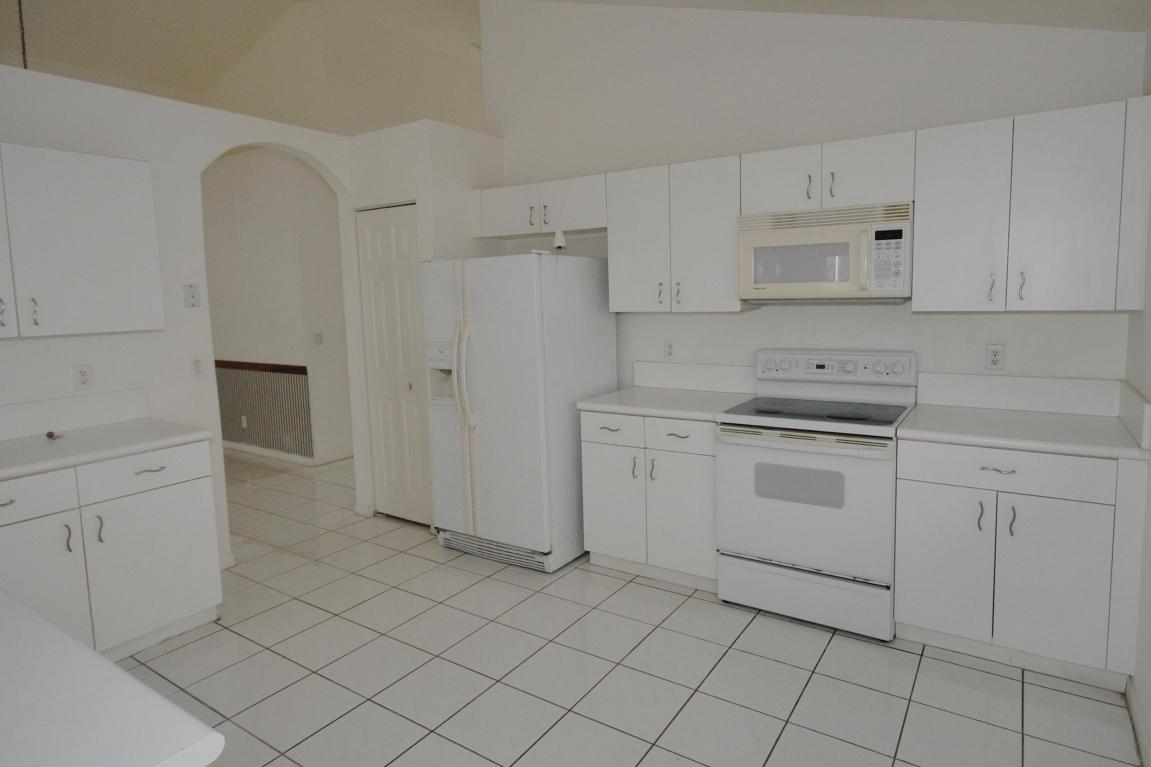 10100 Aqua Vista Way, Boca Raton, FL 33428