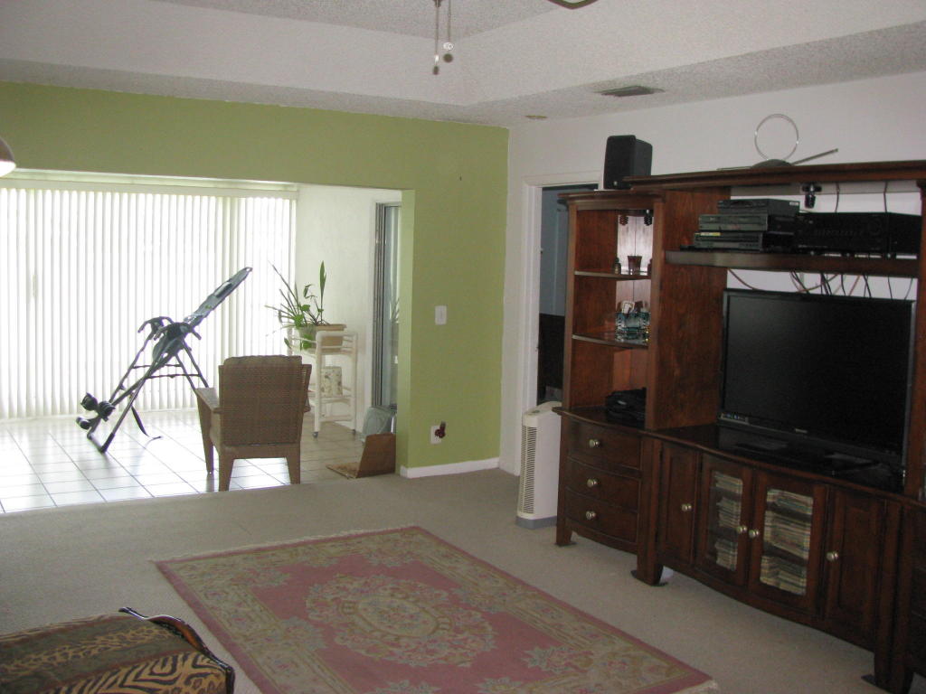 9147 Pine Springs Drive, Boca Raton, FL 33428