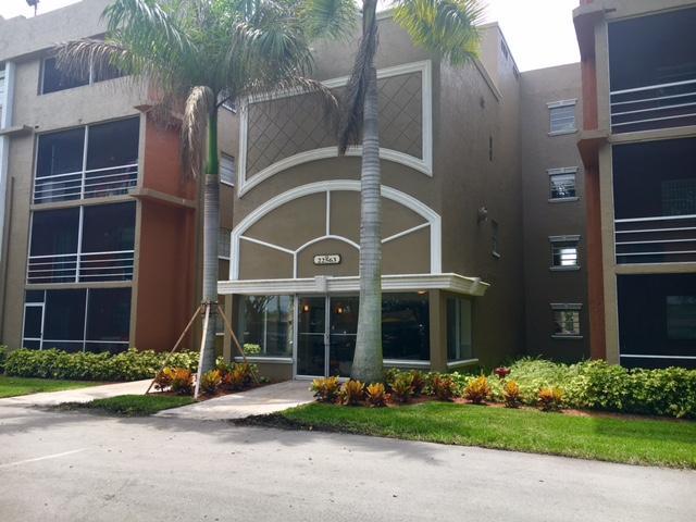 22563 SW 66th Avenue, Boca Raton, FL 33428