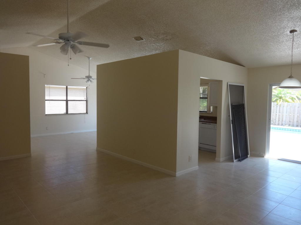 22462 Grouper Court, Boca Raton, FL 33428