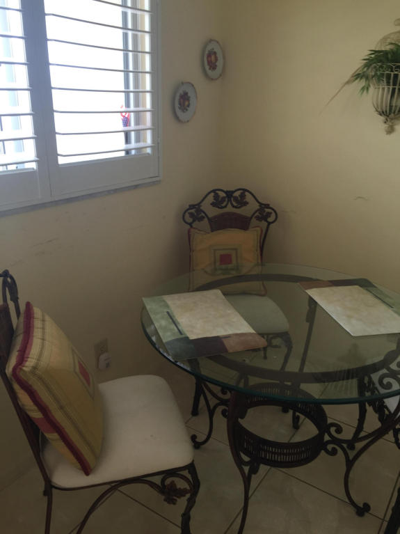 23277 Barwood Lane, Boca Raton, FL 33428
