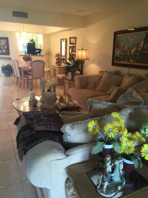 23277 Barwood Lane, Boca Raton, FL 33428