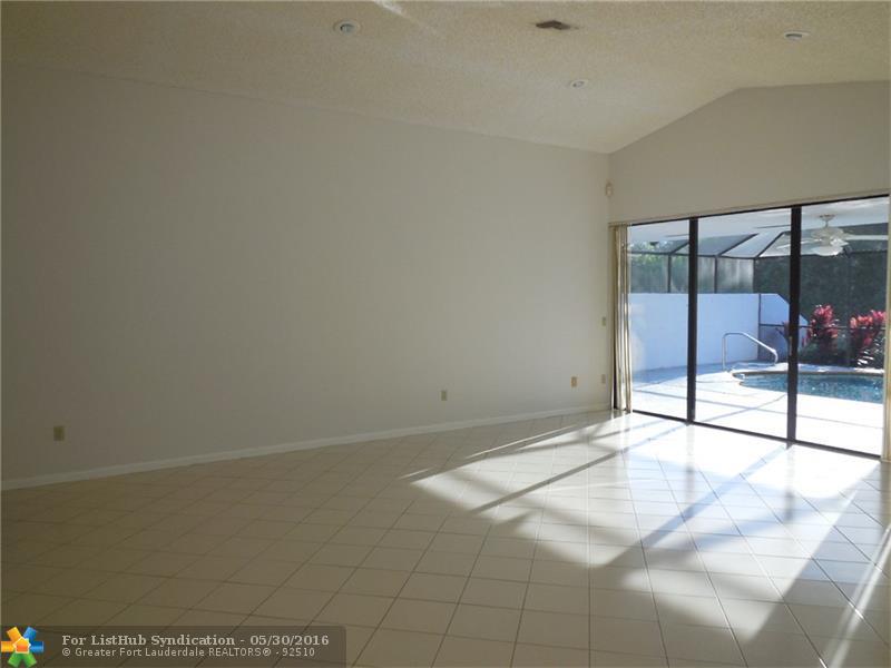 21374 Bridge View Dr, Boca Raton, FL 33428