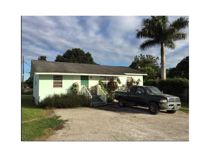 543 Southeast 7th Dr, Belle Glade, FL 33430