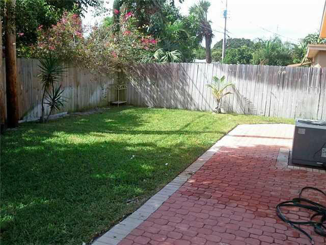 460 NE 24th Court, Boca Raton, FL 33431