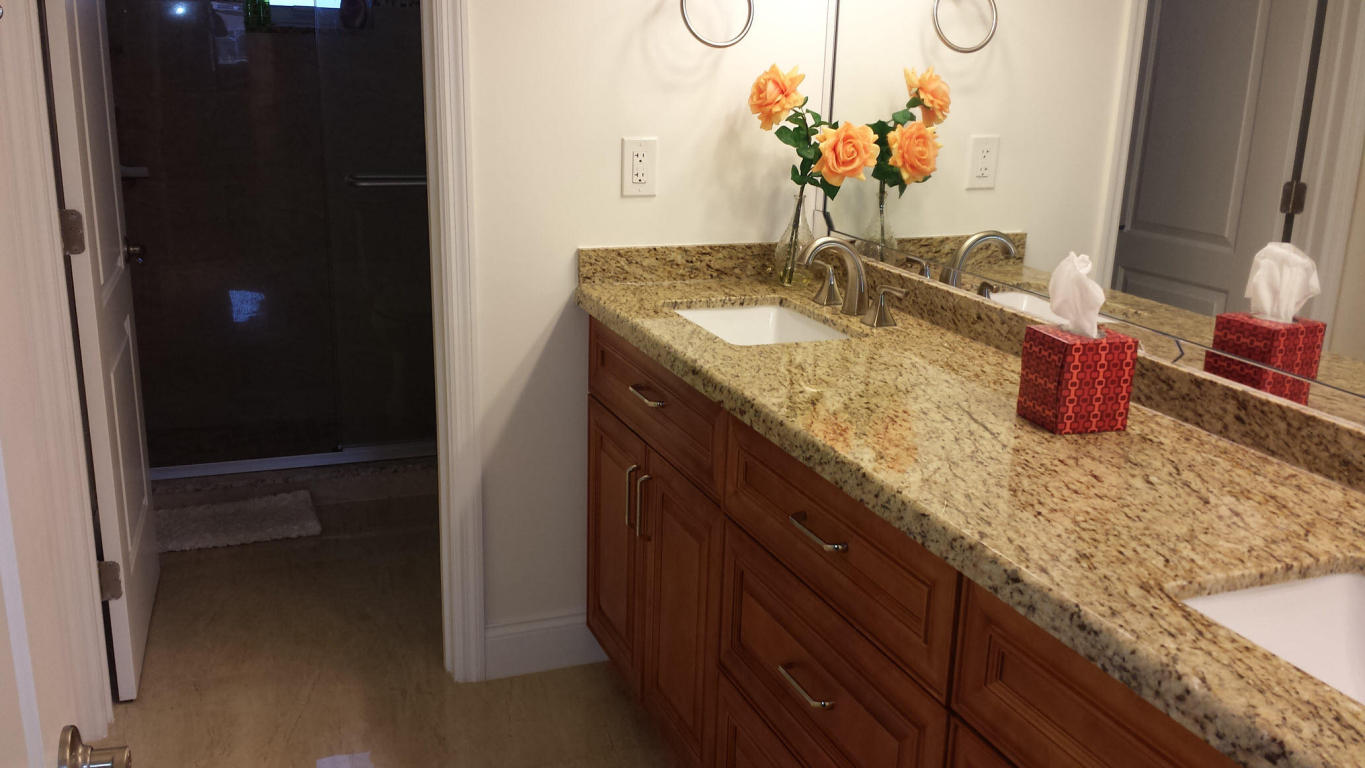 2871 N Ocean Boulevard, Boca Raton, FL 33431
