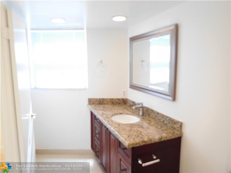 2851 S Ocean Blvd 1-V, Boca Raton, FL 33432