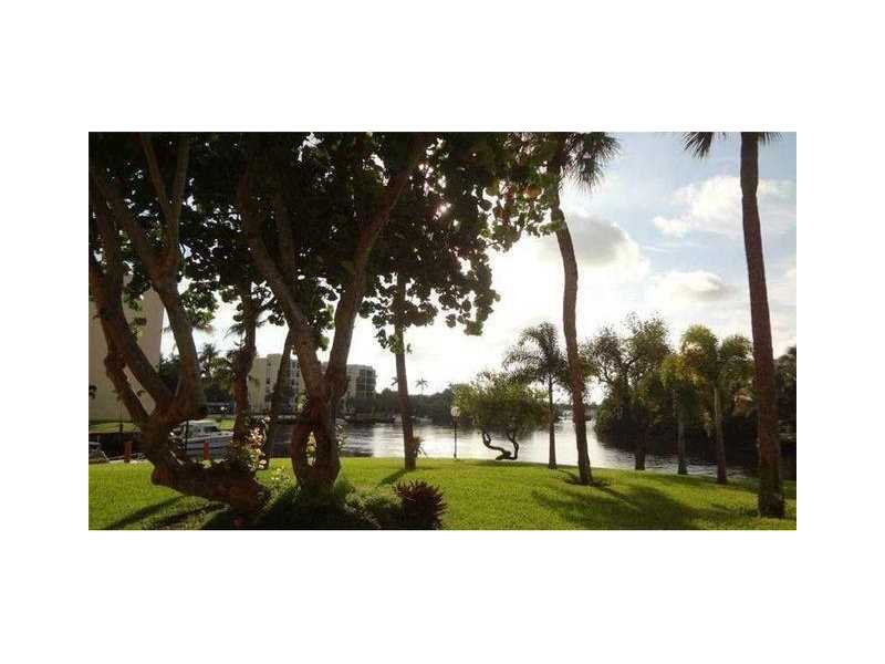 2Royal Palm Way, Boca Raton, FL 33432