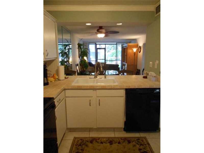 2Royal Palm Way, Boca Raton, FL 33432