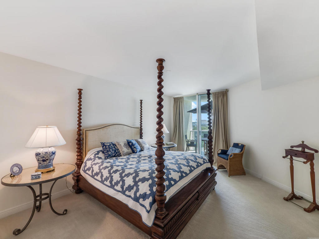 550 SE Mizner Boulevard, Boca Raton, FL 33432