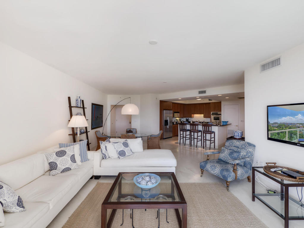 550 SE Mizner Boulevard, Boca Raton, FL 33432