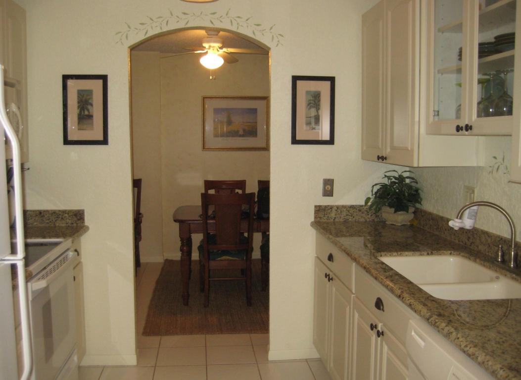 951 De Soto Road, Boca Raton, FL 33432