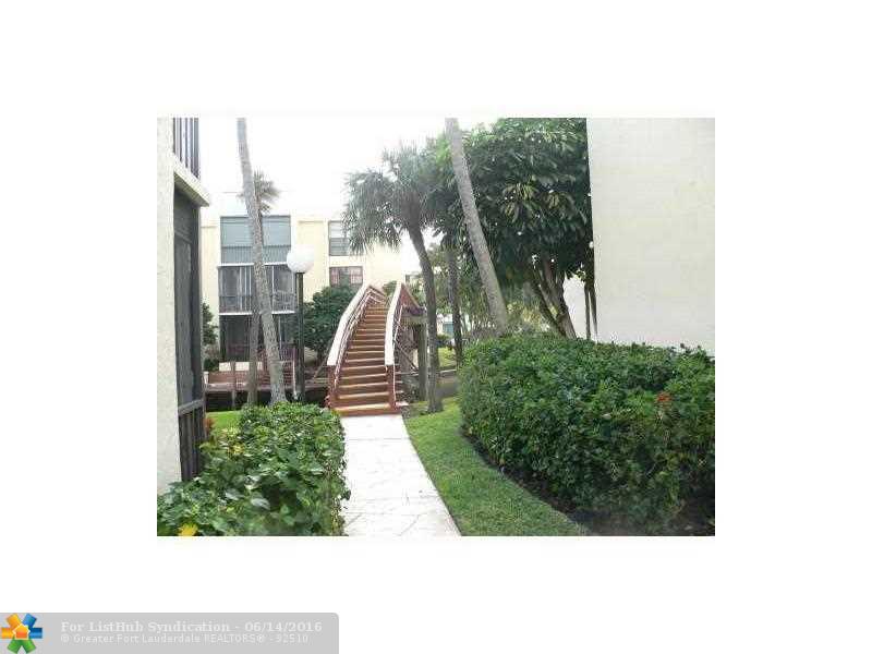 3 Royal Palm Way 301, Boca Raton, FL 33432