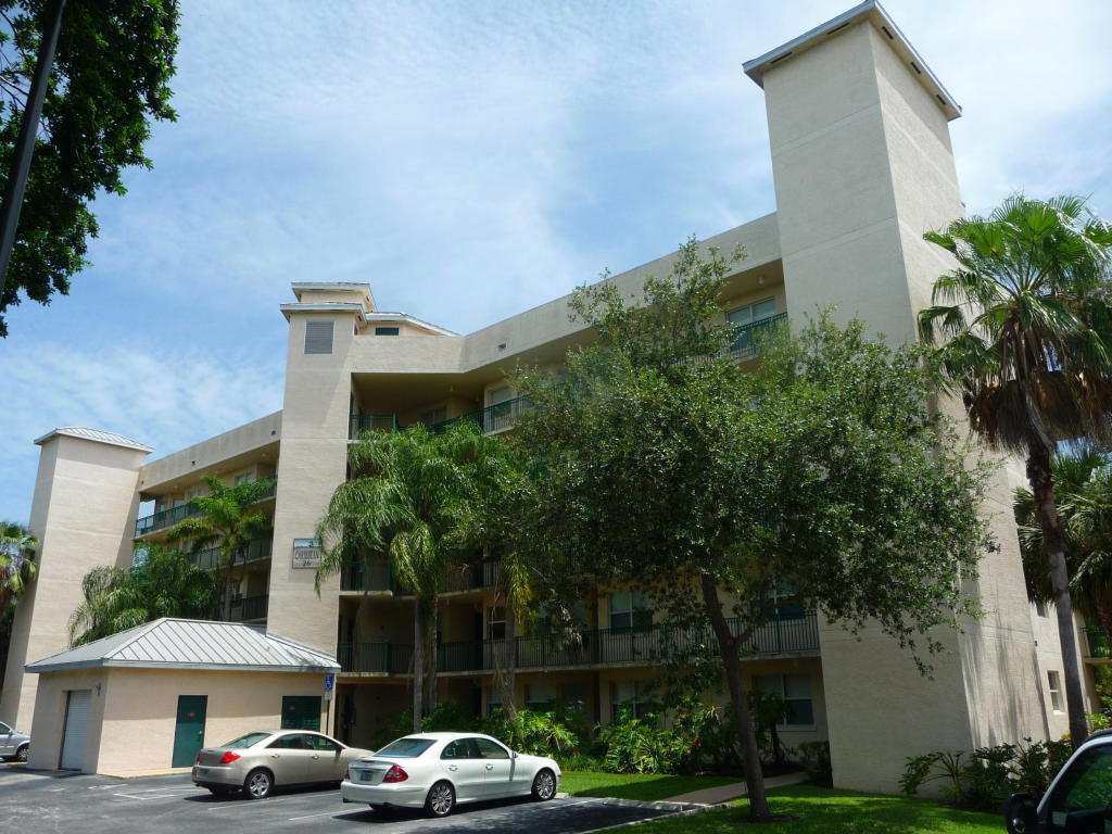26 Royal Palm Way, Boca Raton, FL 33432