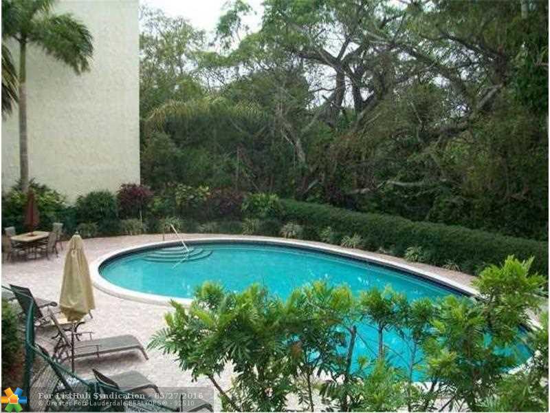 501 SW 11th Pl 304A, Boca Raton, FL 33432