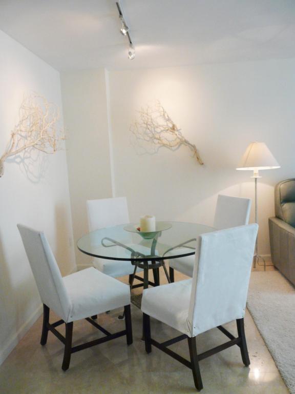 99 SE Mizner Boulevard, Boca Raton, FL 33432