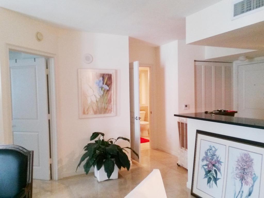 99 SE Mizner Boulevard, Boca Raton, FL 33432