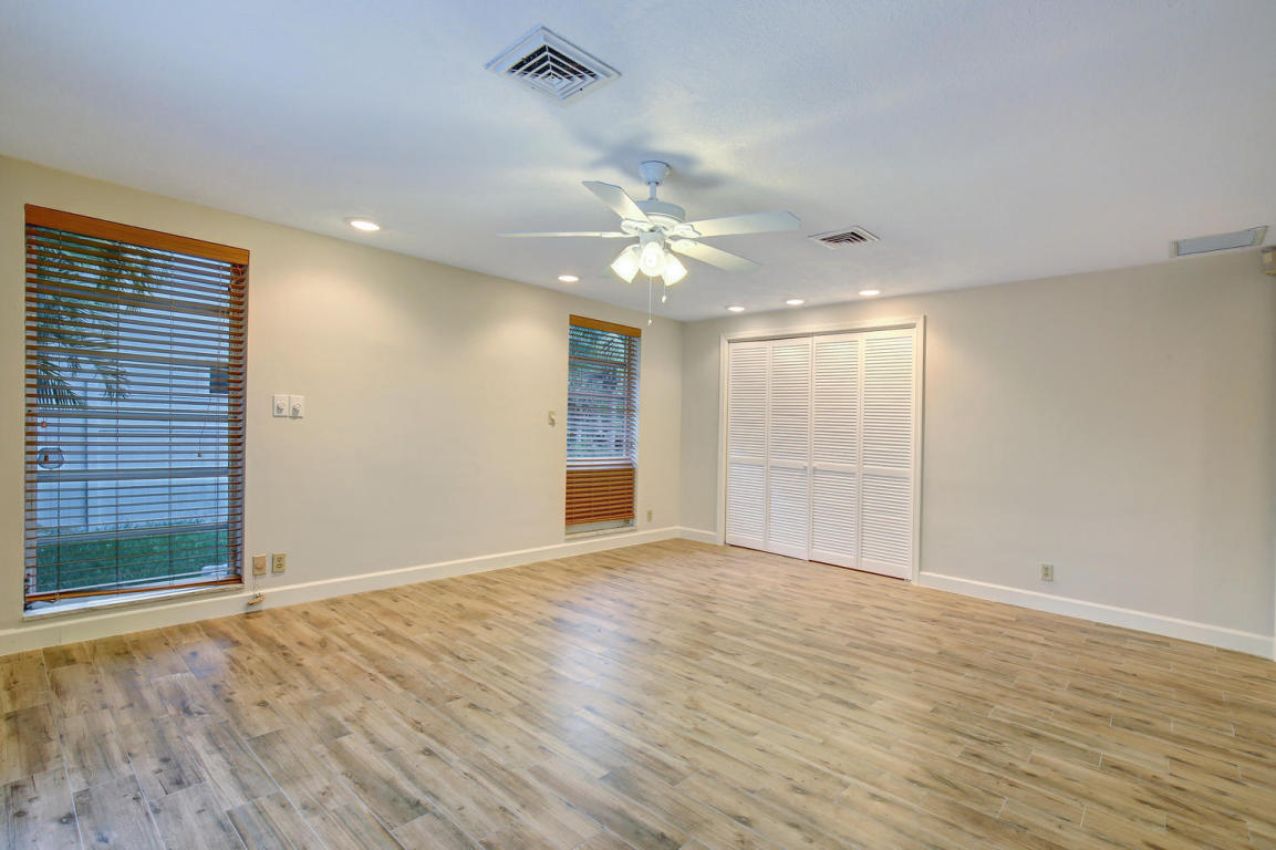 566 NE Spanish Trail, Boca Raton, FL 33432