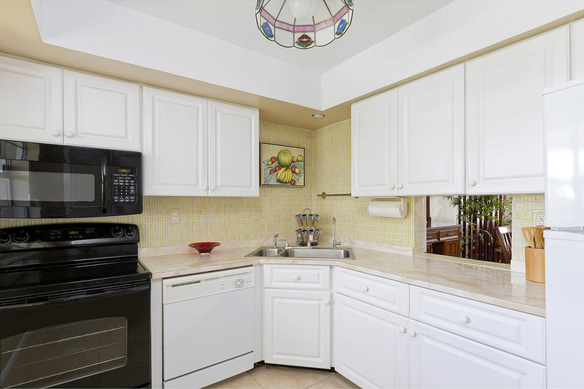 20 SE 13th Street, Boca Raton, FL 33432