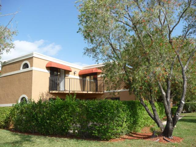 8230 Severn Dr, Boca Raton, FL 33433